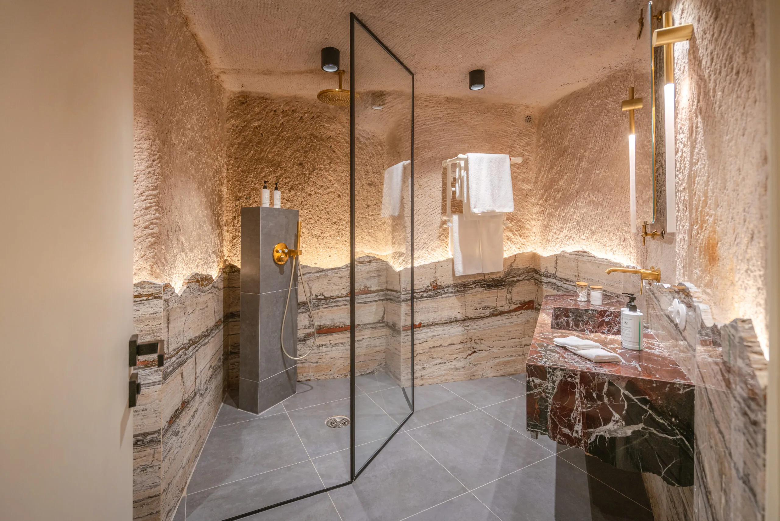 Kapadokya Modern Banyo