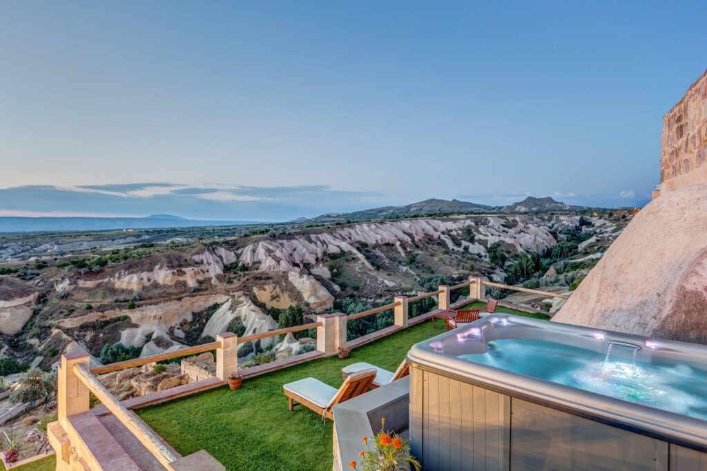 cappadocia royal queen suite with outdoor jacuzzi