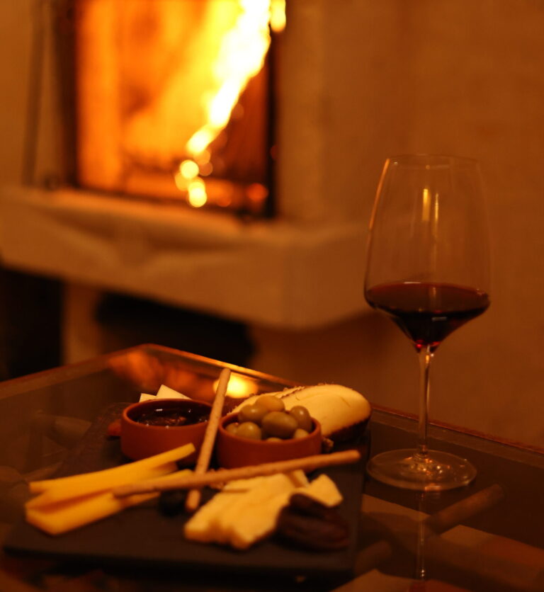 kapadokya’da romantik mağara otel deneyimi: sevgililer günü’ne özel oda önerileri