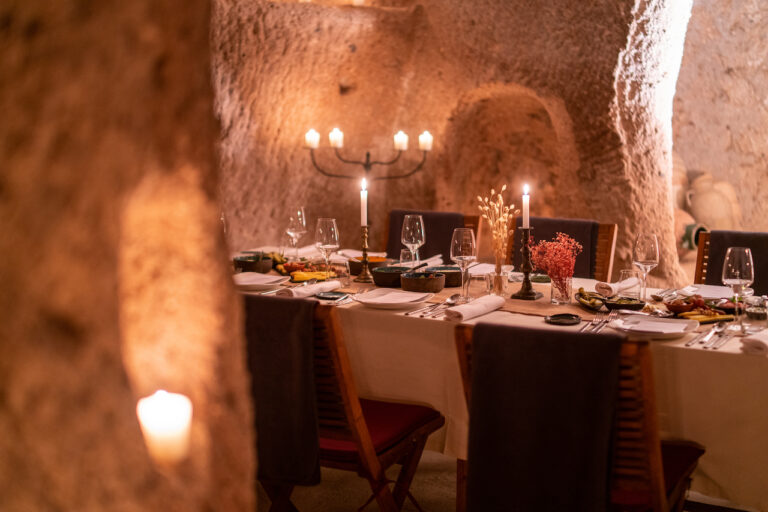 cave dinner 4