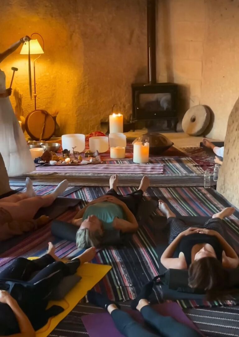 kapadokya mağara alanı yoga