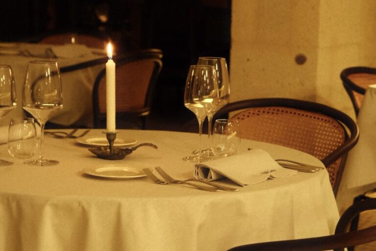 b1827600-1d47-419a-a6e2-3229e7406ec2