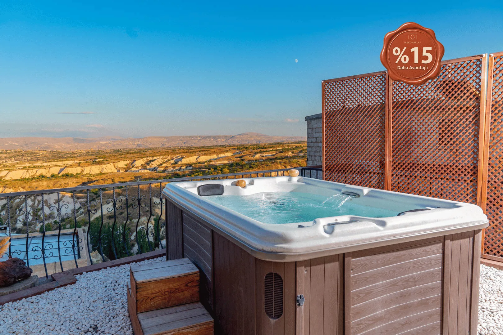 201 deluxe room with jacuzzi (5)